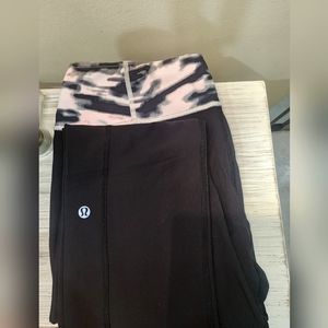 Lululemon Mini Flare Reversible